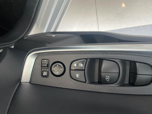 Imagen 12 de 14 de Nissan Sentra Exclusive 2.0 2023 0km