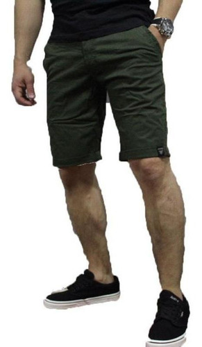 Imagen 2 de 5 de Bermuda Elasticada Con Diseño Verde Oscuro