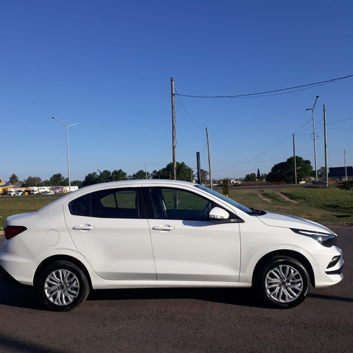 Fiat Cronos 1.3 DRIVE L18