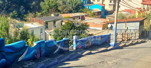 Casa En Venta Valparaíso, Gran Potencial Vivir O Inversión