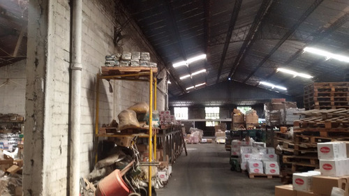 Local Industrial En La Teja
