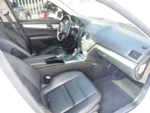 Imagem 10 de 14 de Mercedes-benz C 200 1.8 Cgi Avantgarde 4p