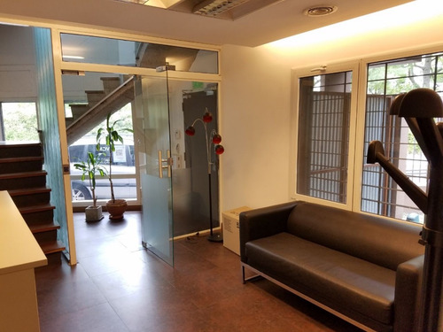 Zona Colegio Ward Casa En Lote Propio Opcion Oficinas