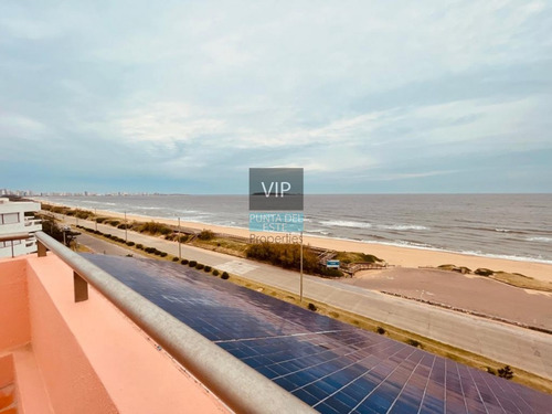 Vendo Penthouse En Playa Mansa- Ref: 541