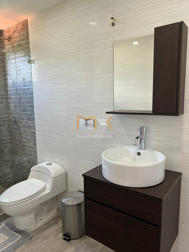 Imagen 9 de 27 de Mk Inmobiliaria Vende Pent House De Tres Niveles Con Terraza Hermosa Vista/04140314977
