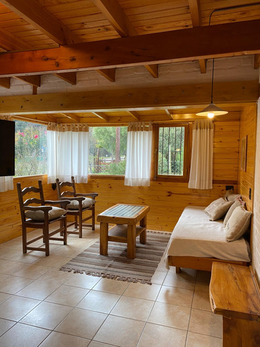 Cabaña De Montaña 4 A 8 Pax / Turistico