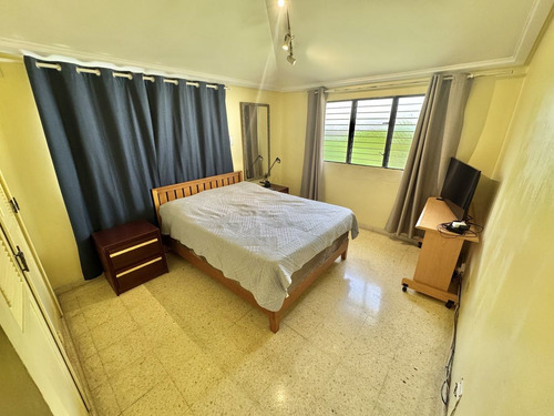 Apartamento Amueblado En Bella Vista Sur