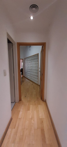 Imagen 14 de 27 de Excelente Oficina En Venta En Puerto Madero Amoblada Imperdible Impecable