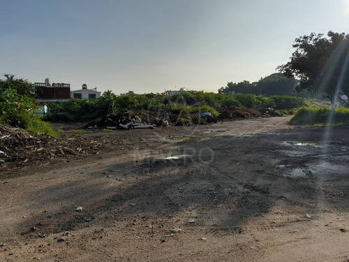 Terreno En Venta En Col. Casasano Completamente Plano.