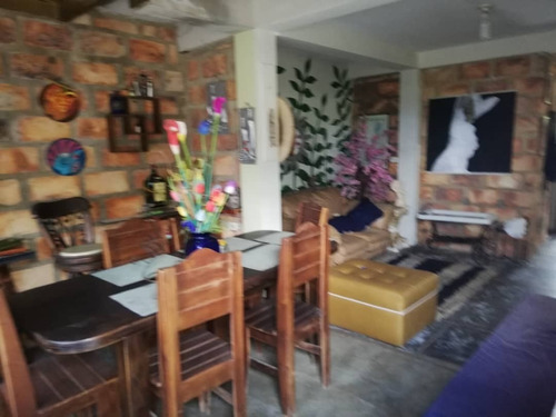 Imagen 2 de 16 de Casa En Venta