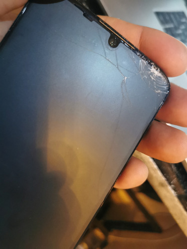 Moto Z4 Detalle En Pantalla 2moto Z2 Force Y Moto Mods Hasselblad Proyector Cámara 360 Bocina Jbl (Usado)