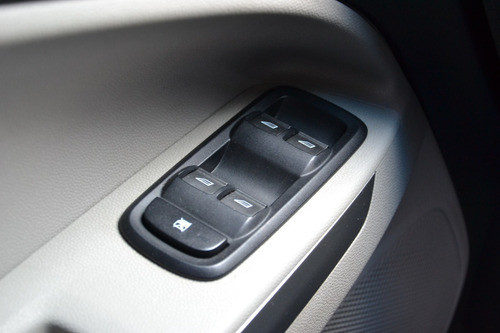 Imagen 3 de 25 de Ford Ecosport Titanium 1.6 2015 1° Dueño - Permuto