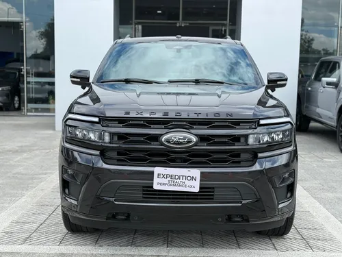 Ford Expedition Limited Stealth Performance 4x4 2024