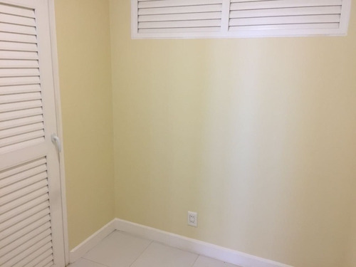 Imagem 23 de 30 de Apartamento - Lri1270 - 32875828