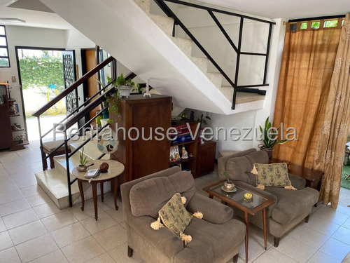 Venta De Casa En Los Chorros, Rc 25:18391