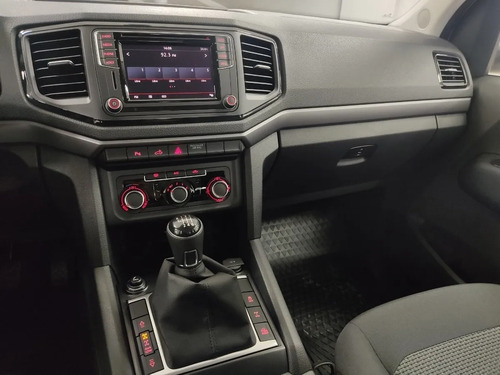 Imagen 6 de 25 de Volkswagen Amarok 2.0 Comfortline 4x2 Mt Entrega Inmediata A