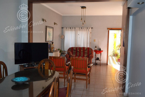 Imagen 7 de 30 de Casa Con Fondo 3 Dormitorios, Quincho- Lanús Este