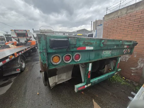 Semiremolque Con 12 Llantas En Buen Estado