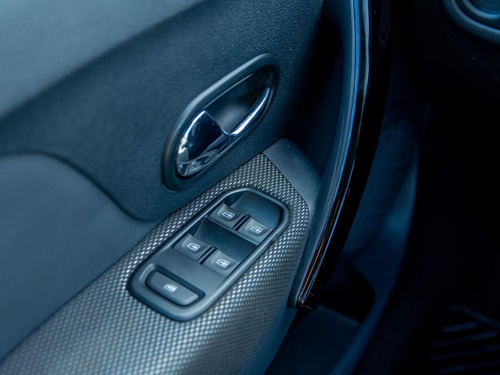 Imagem 13 de 15 de Renault Logan 1.6 Zen 16v 4p