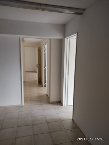 Venta-oficina Microcentro De Cordoba