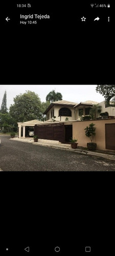 Vendo Casa En Arroyo Hondo