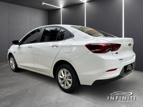 Chevrolet Onix Sedan Plus Lt 1.0 12v Flex 4p Mec