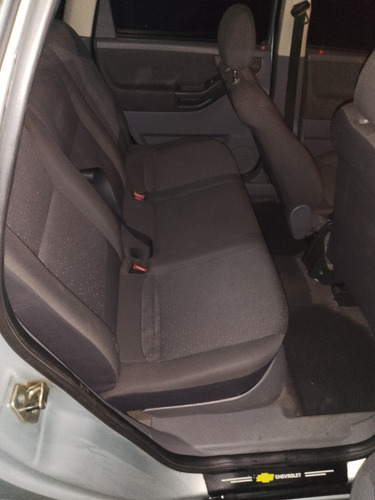 Chevrolet Meriva 1.8 Expression Flex Power Easytronic 5p