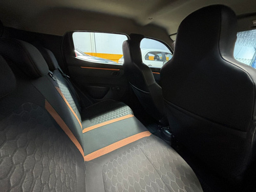 Renault Kwid 2022 1.0 FLEX Outsides Completo Manual Único Dono Preto