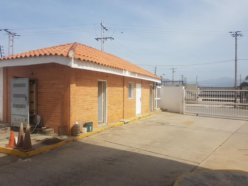 Imagen 5 de 14 de Local En Venta Altos De Castillito San Diego Valencia Carabobo