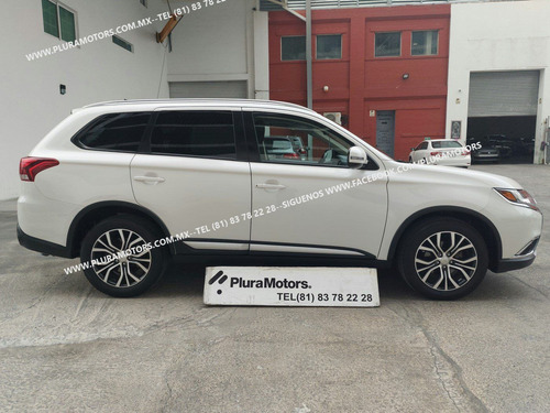 Imagen 4 de 15 de Mitsubishi Outlander S E Aut C V T 2018 Tela Quemacocos Cli
