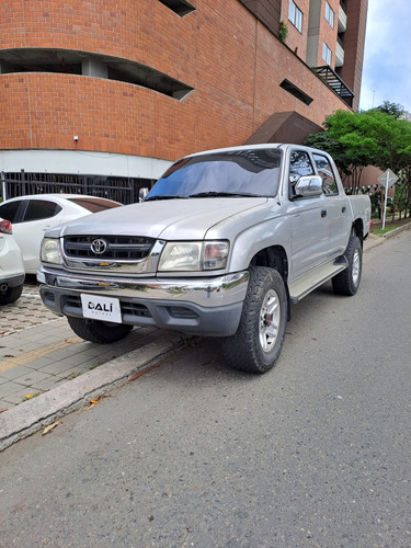 Toyota Hilux 2.4 Ex Hi Rider Plus