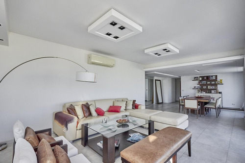 Imagen 4 de 30 de Increíble Semipiso Con Vista Al Rio Desde Los Dormitorios Y Terraza !! - Belgrano