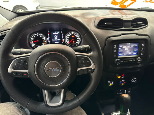 Jeep Renegade Sport 1.8 4x2 (Aut) (Flex)