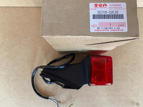Imagen 6 de 6 de Stop Trasero Original Suzuki Dr650