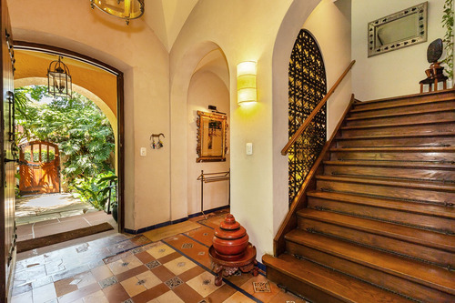 Casa En Venta En Beccar, San Isidro, G.b.a. Zona Norte