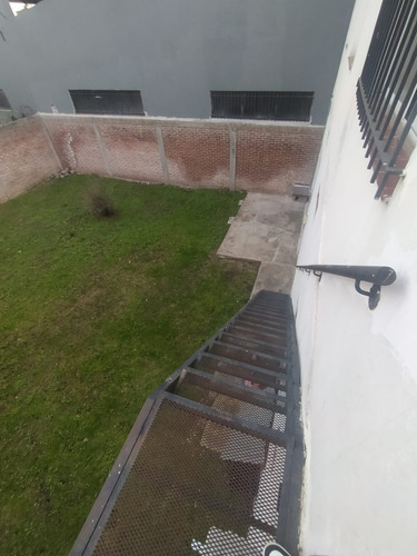 Excelentes Departamento Céntrico 3 Ambientes Con Gran Jardin