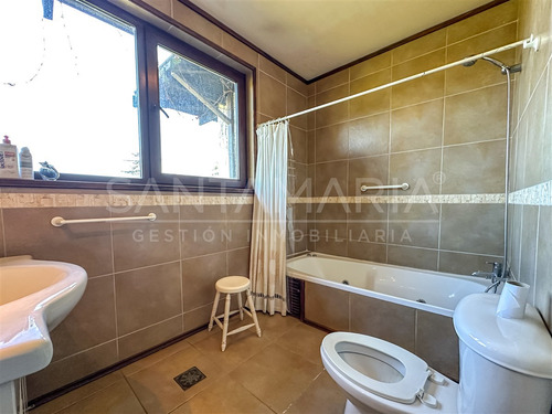 Casa En Arriendo De 5 Dorm. En Hualpén