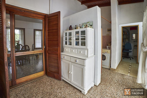 Casa Venta - 3 Dormitorios 2 Baños - Cocheras - Piscina - 180mts2 - City Bell, La Plata