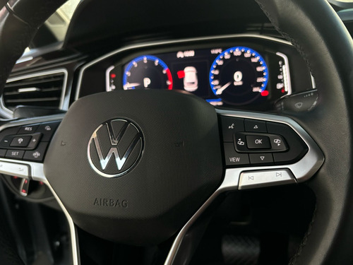 Volkswagen Nivus Highline 1.0 200 TSI Flex Aut.