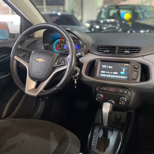 Chevrolet Onix Effect volta na linha 2018 por R$ 54.990
