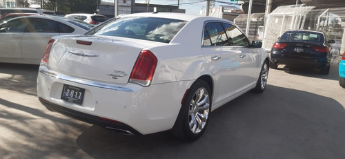 Imagen 5 de 15 de Chrysler 300 C 2017
