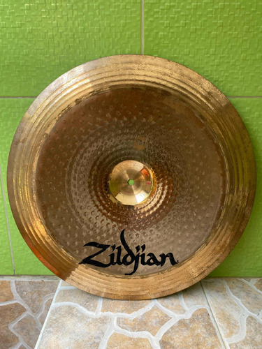 Platillo China Zildjian Zxt 18