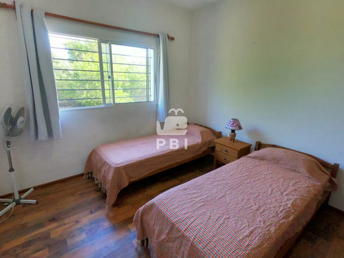 Casa 3 Dormitorios En Club Del Lago, Punta Ballena - Ref : Pbi2327