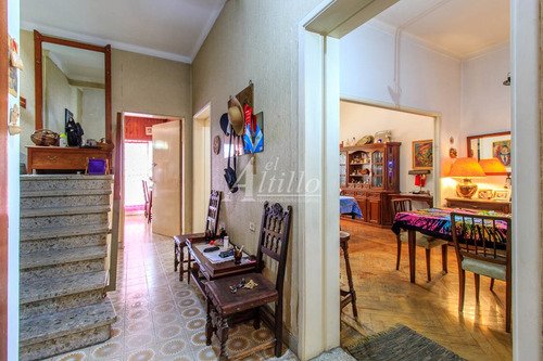 Casa 5 Amb En Venta Con Garaje Lote Propio En Flores - E. Bonorino Y Av Alberdi