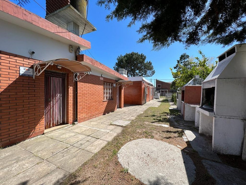 Imagen 10 de 29 de Casa Ph Con Terreno - Santa Teresita - Impecable Estado Y Buena Ubicación - Oportunidad