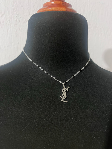Collar Con Dije Lsy Plateado