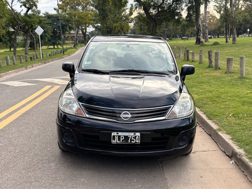 Nissan Tiida 1.8 Visia 5 p