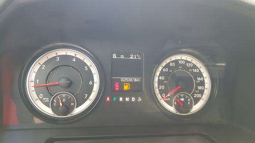 Dodge Ram Crewcab Slt 4x4 2017 V6,factura Original Uico Dueñ