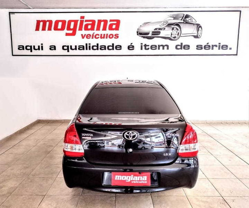 Imagem 5 de 12 de Toyota Etios Sedan X 1.5 Mt Flex 16/17