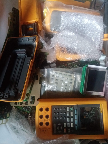 Imagen 3 de 3 de Fluke 744 Process Calibrator